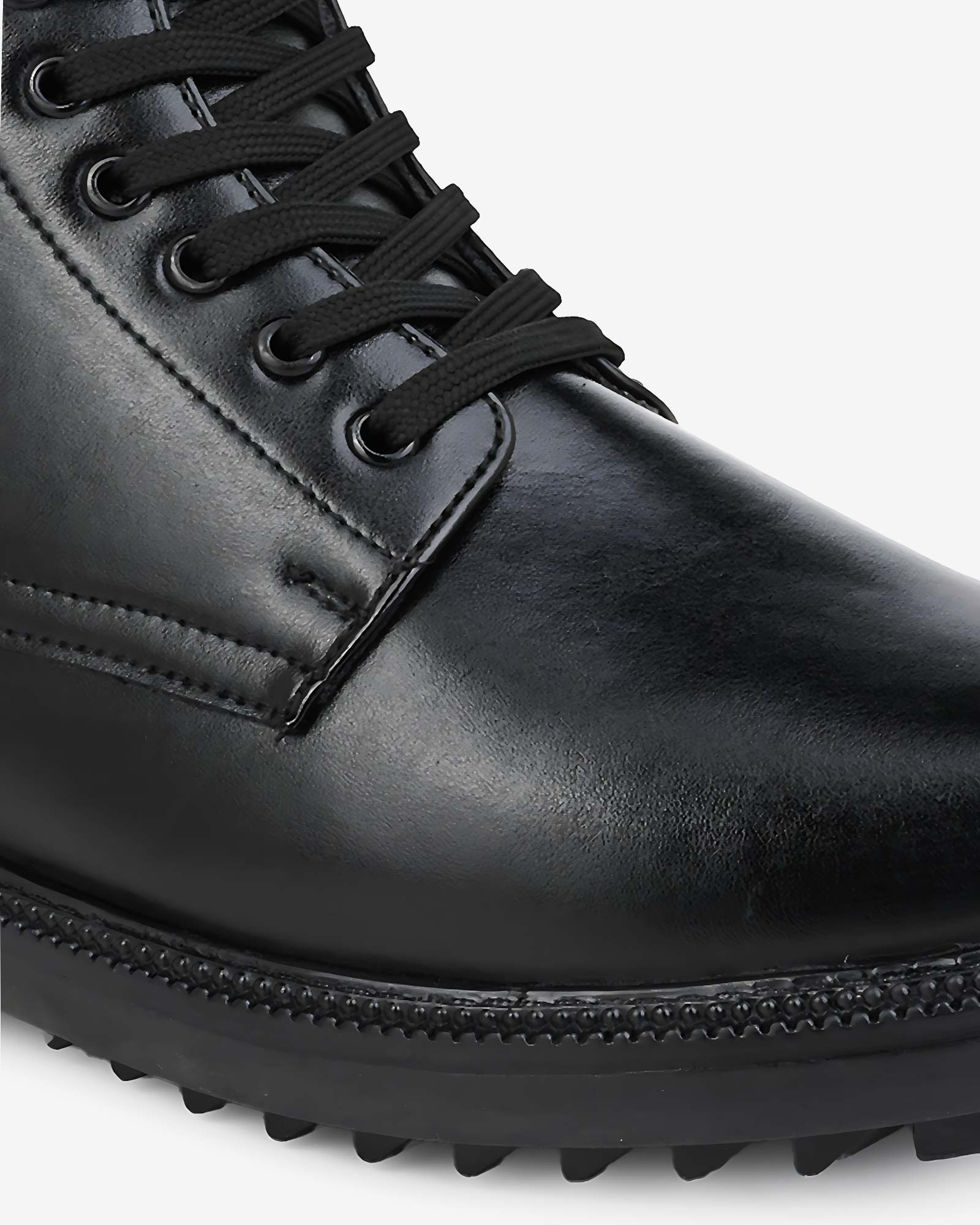 Uptera Height Increasing Boots - Black