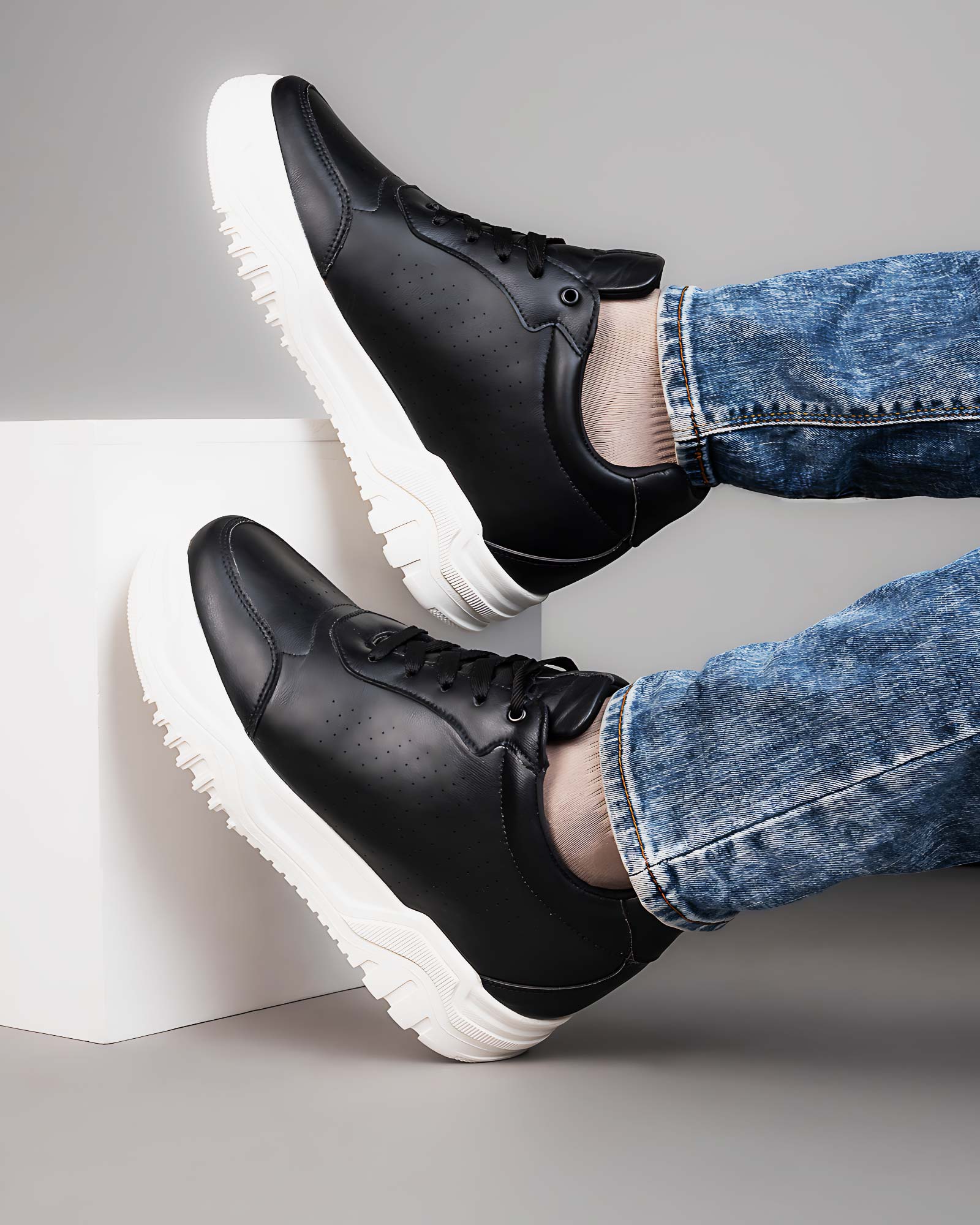 Zyft Classic Height Increasing Sneakers – Black