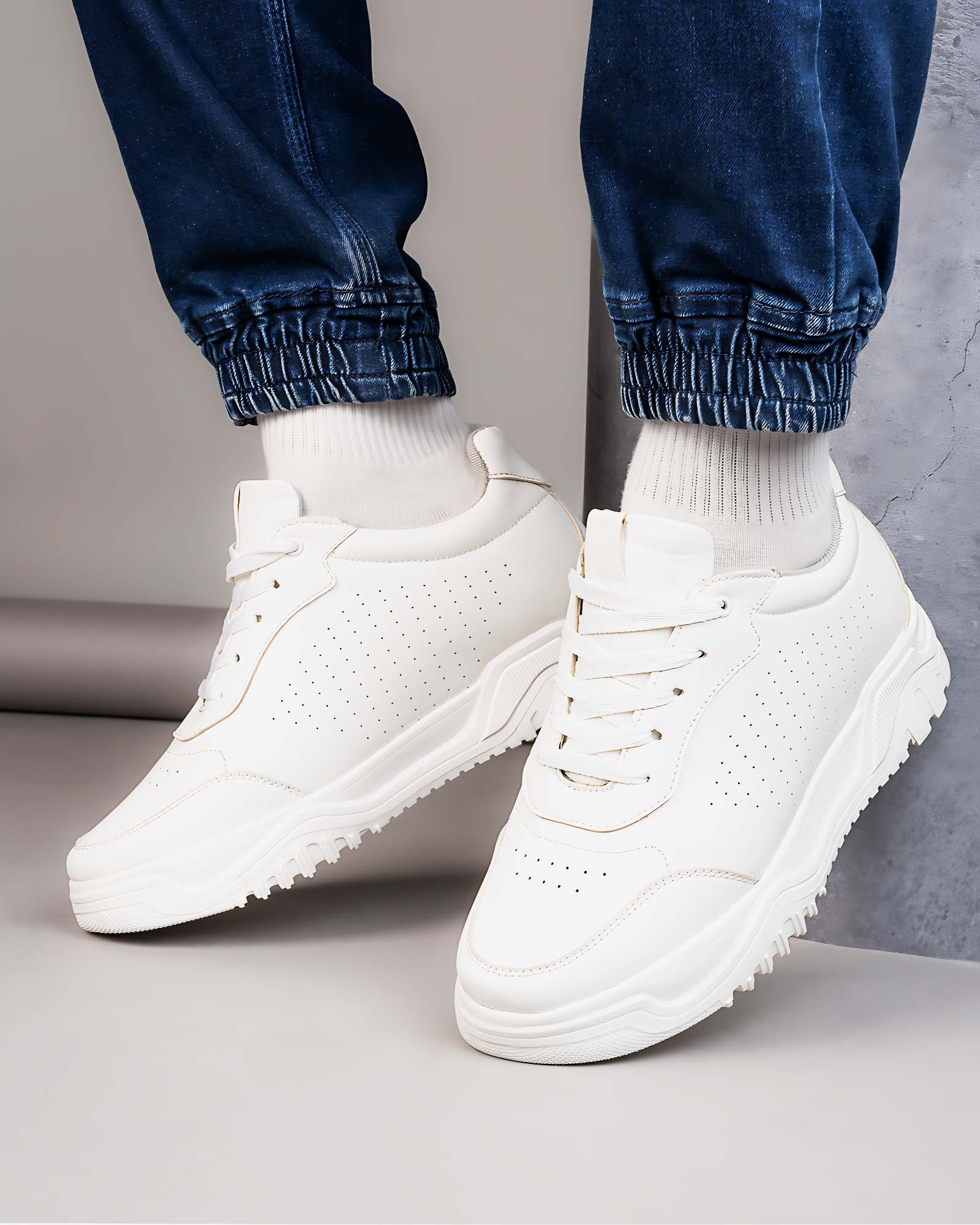 Zyft Classic Height Increasing Sneakers – White