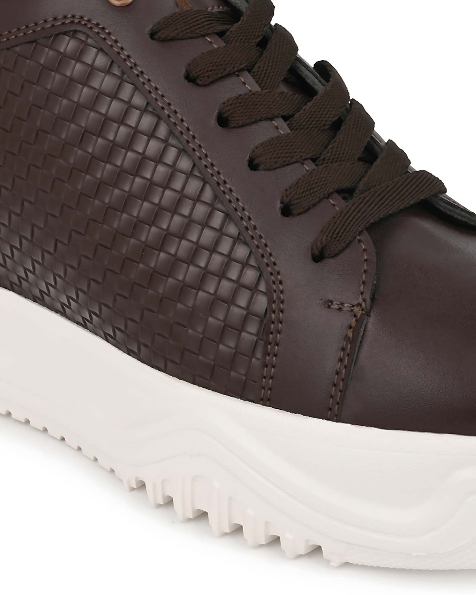 Close-up front view of Hitoes Zyft Matrix brown elevator sneakers with built-in height boost