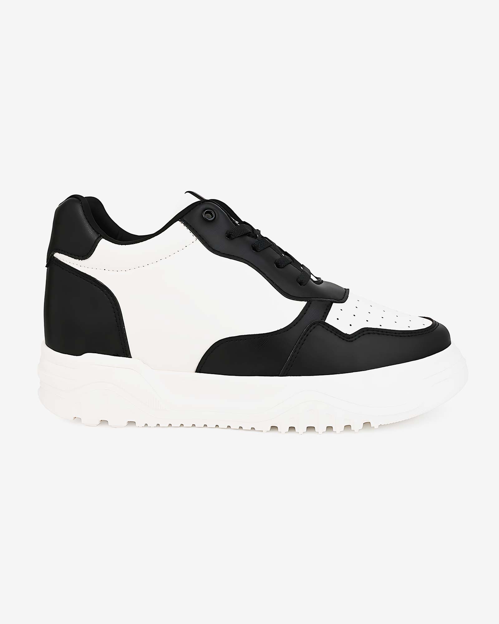 Zyft Vibes Elevator Sneakers – Black & White